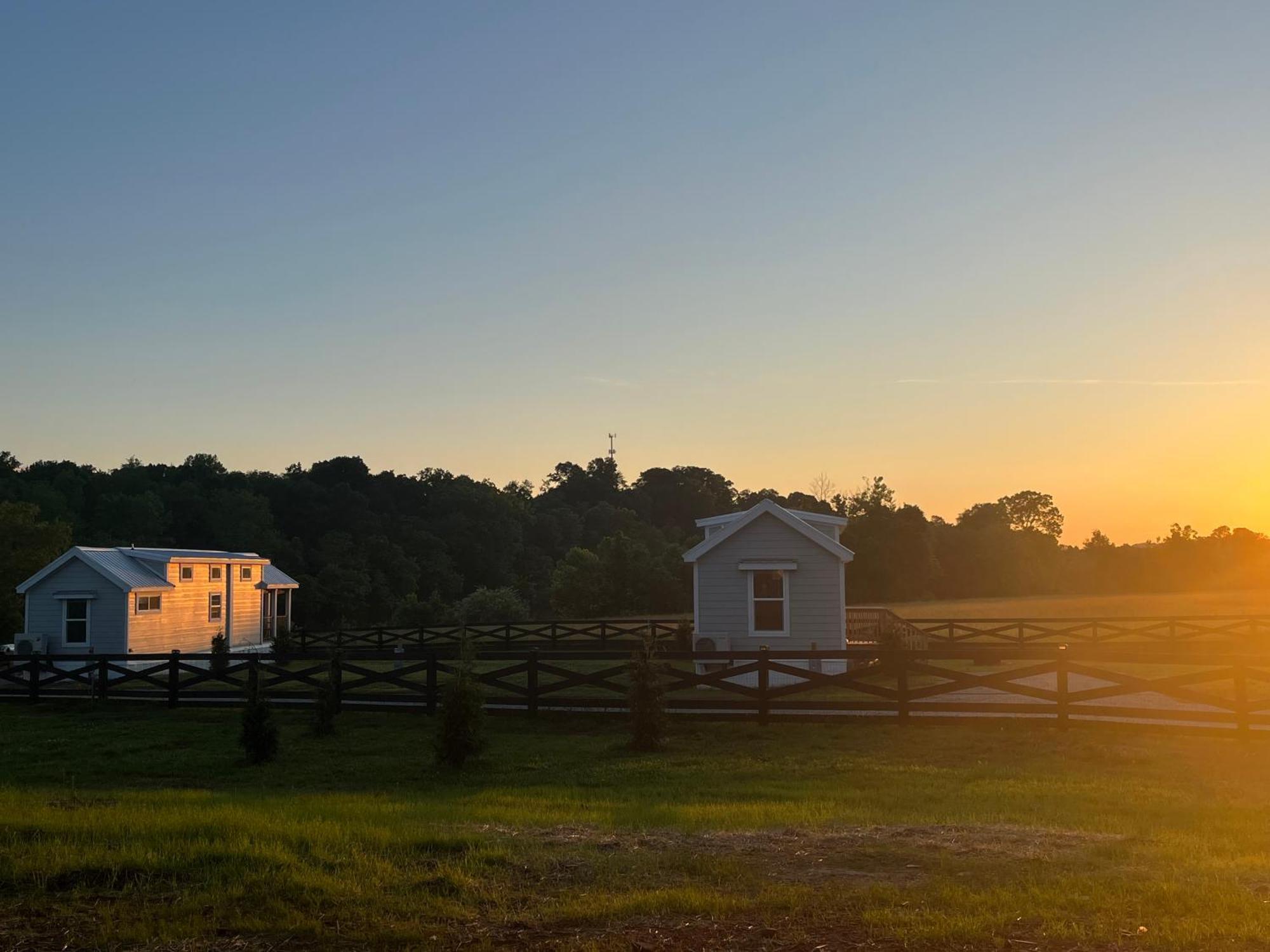 Luxury Riverfront Tiny House- Amazing Views- #111 Strawberry Plains Exterior foto
